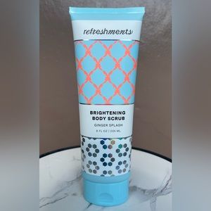 Refreshments Brightening Body Scrub